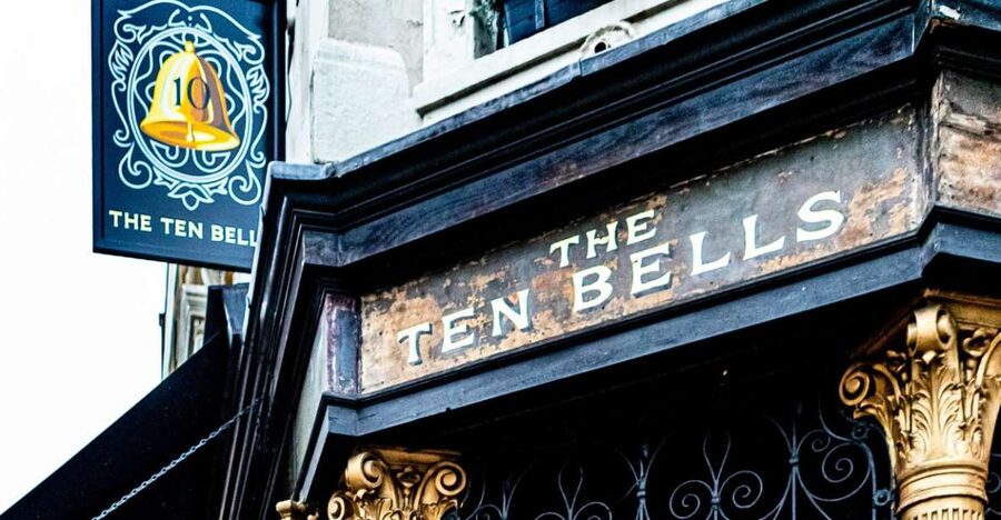 London: Jack the Ripper Walking Tour - Starting At Tower Hill, Then Cutting Into Whitechapels Streets