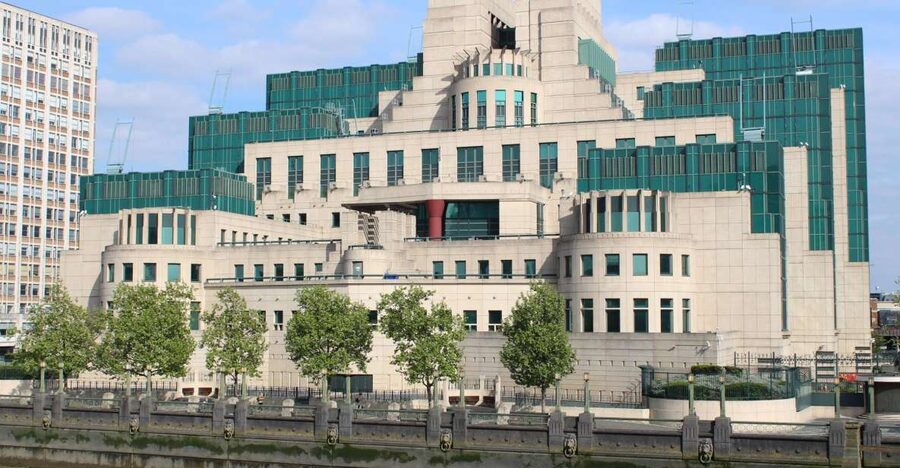 London: James Bond Small Group Mini Coach Tour - Whitehall Film Locations: London HQ Looks You Can Actually See