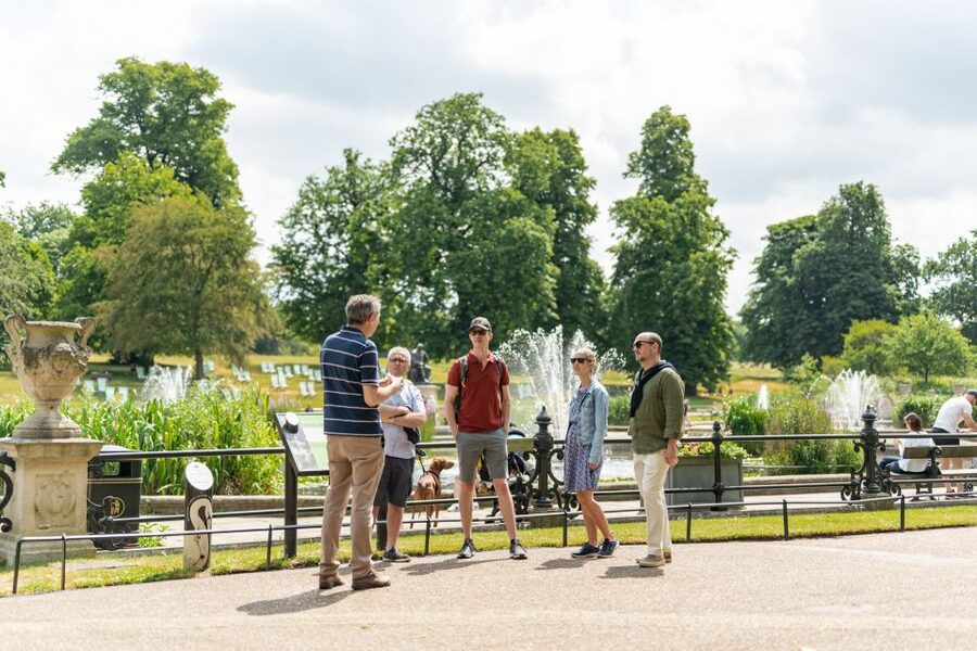 London: Kensington Palace Afternoon Tea & Guided Walk - Afternoon tea in the Orangery: what’s served and how to enjoy it