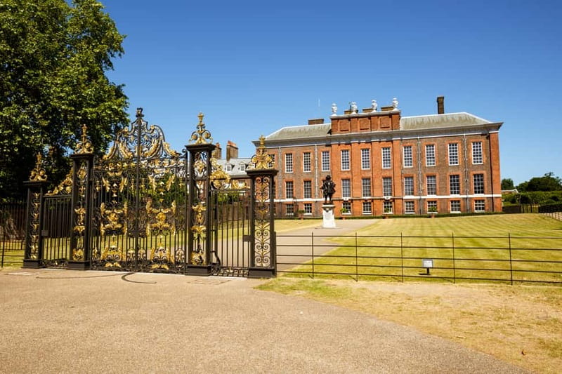 London: Kensington Palace Sightseeing Entrance Tickets - What about mobility and accessibility in the palace?