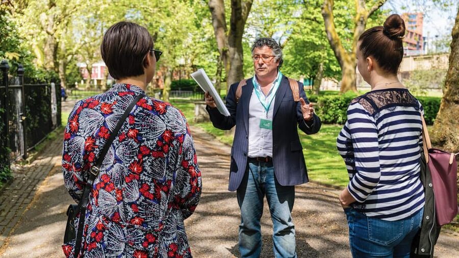 London: Kensington Palace Tour, Guard Change & Afternoon Tea - The Mall, St. James’s Palace exteriors, and Clarence House: how the guide makes it make sense