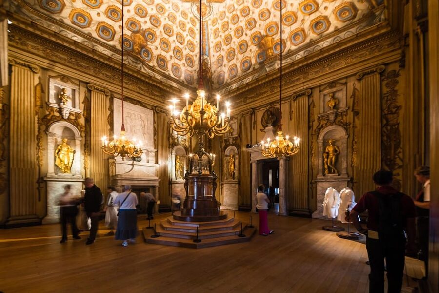 London: Kensington Palace Tour, Guard Change & Afternoon Tea - Hyde Park to Kensington Gardens: monuments you can actually connect with a route