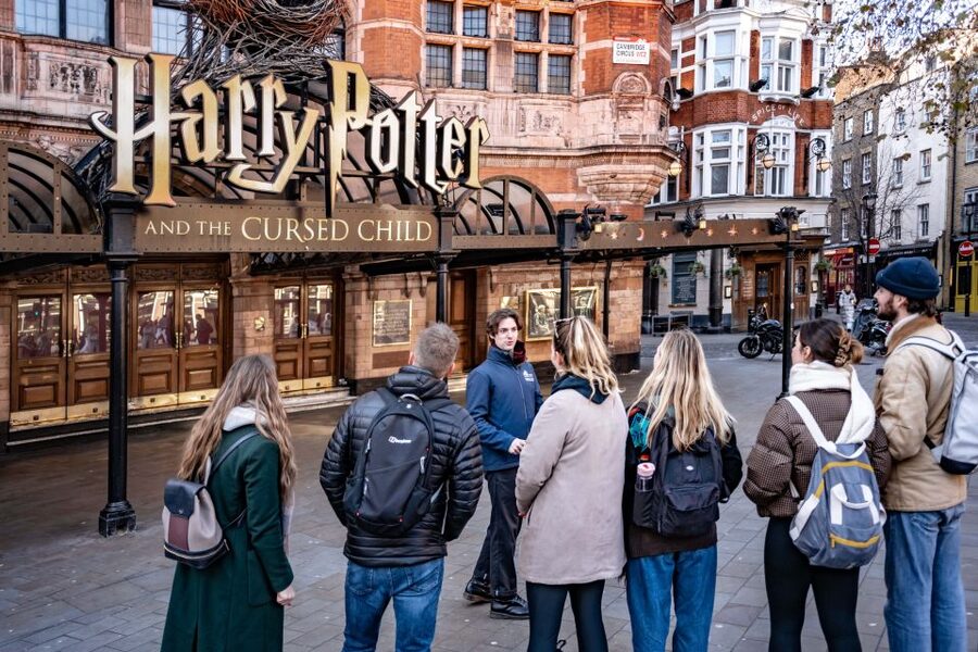 London: Landmarks Walking Tour & Harry Potter Walking Tour - The wizarding layer: House of Spells, Cecil Court, and Downing Street
