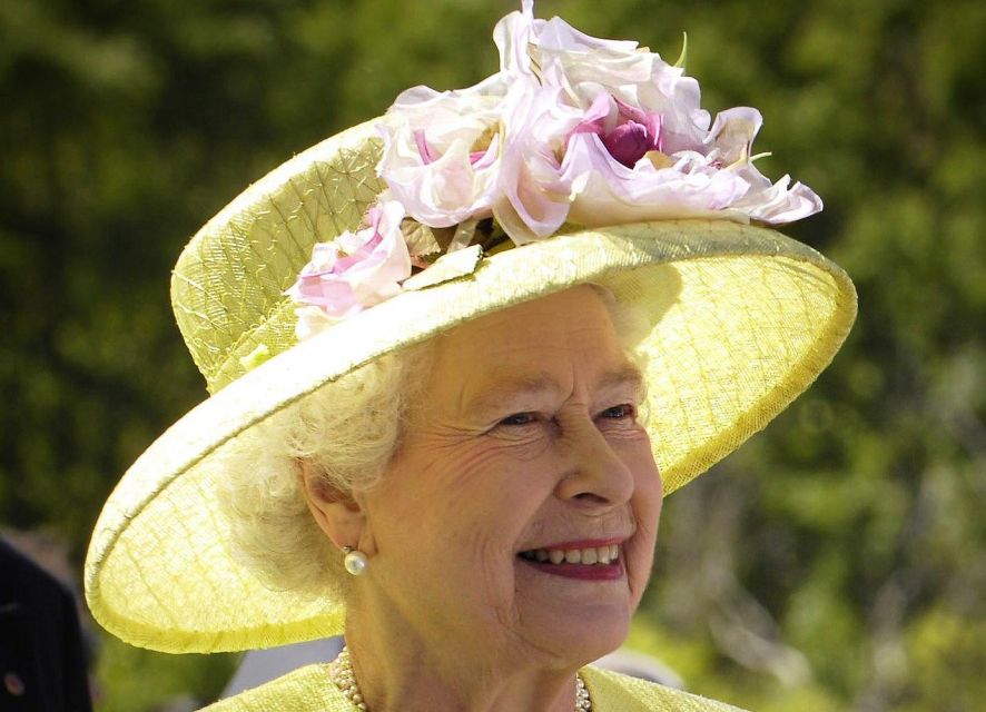London: Life and Legacy of Queen Elizabeth II Private Tour - Who this tour suits best (and who might want a different option)