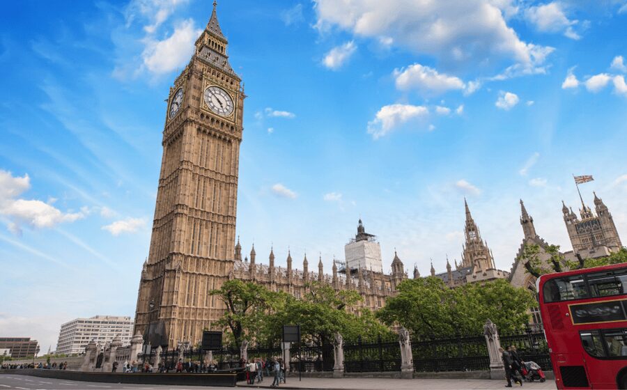 London: London Sightseeing Walking Tour with 30+ Sights - Quick hits: what makes this tour worth your time
