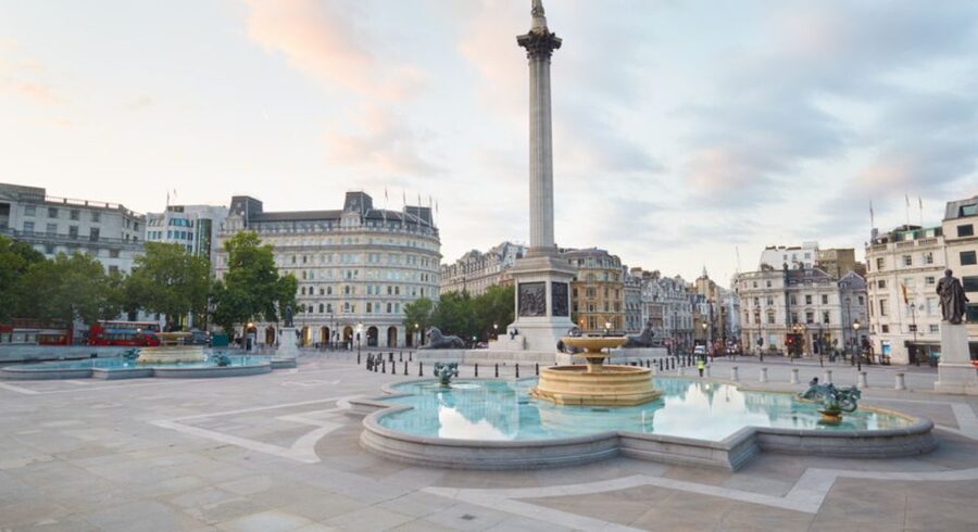 London: London Sightseeing Walking Tour with 30+ Sights - What you actually do at each stop (and what you will not do)