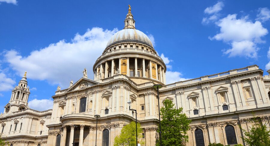London: London Sightseeing Walking Tour with 30+ Sights - Tower of London area: the dramatic shift in scale