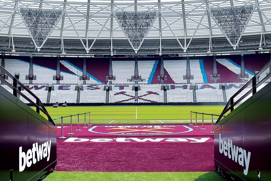 London: London Stadium Tour - What guides do best here, based on repeatable patterns
