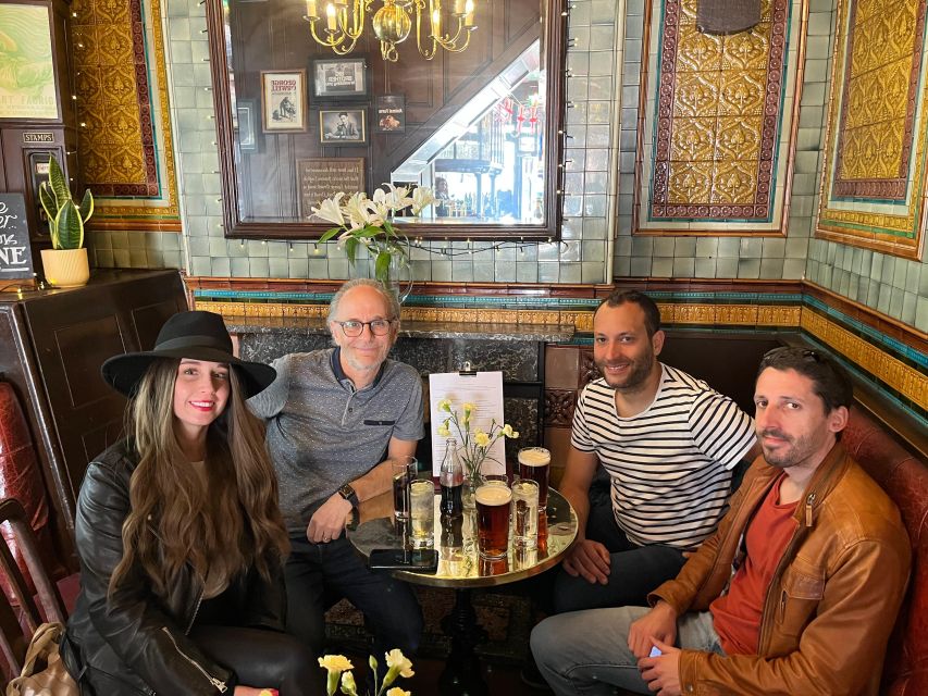 London: Music walking tour of Soho - Price and value for a $33 two-hour walk