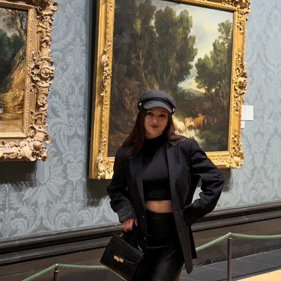 London: National Gallery Guided Tour with Art Expert Guide - First Steps at Trafalgar Square and Sainsbury Wing Security