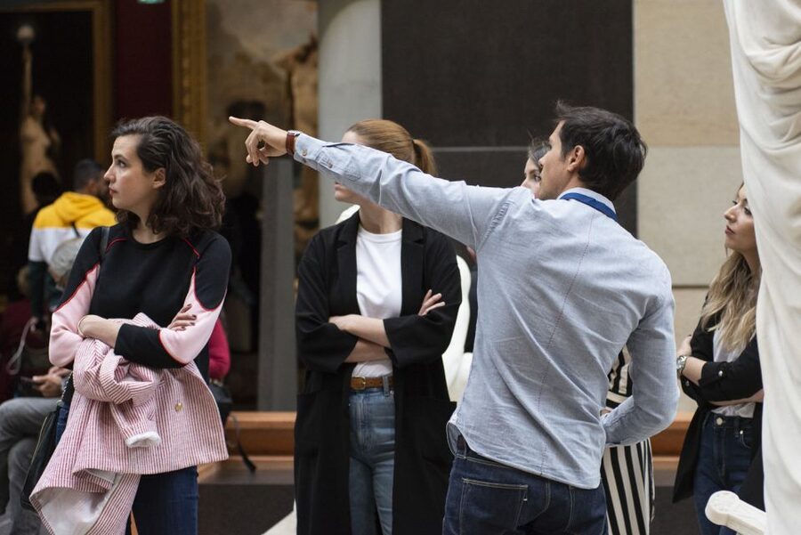 London: Natural History Museum Guided Tour - Why the guide makes the difference: names you might get and what they do