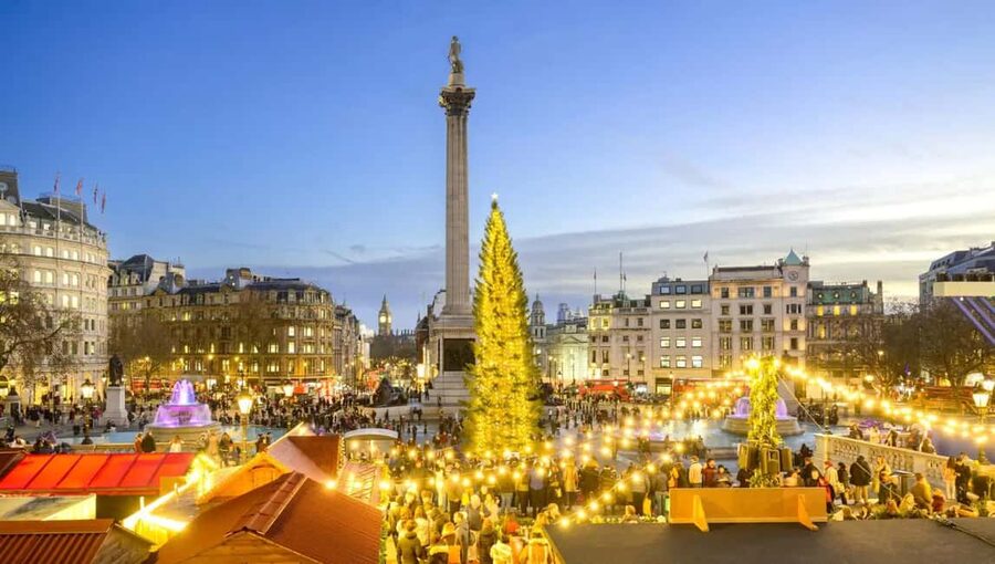 London: North Pole Express Tour with Santa & Festive Fun - The included goodies: what you get beyond the show