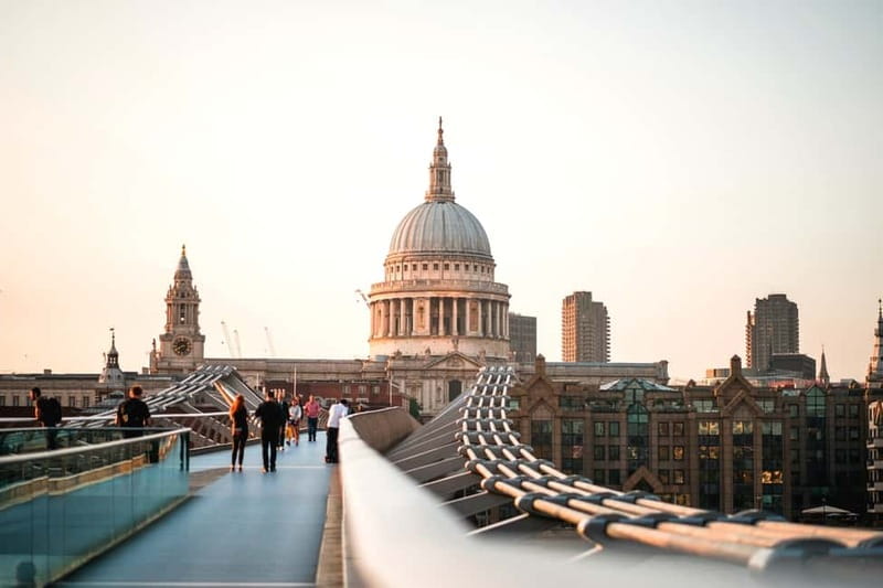 London: Old City Walking Tour - Down toward London Bridge and the Bank of England area
