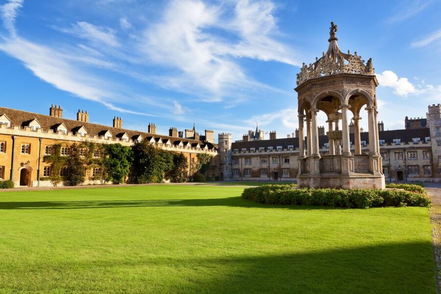 London: Oxford and Cambridge University Town Tour with Guide - Key takeaways before you go