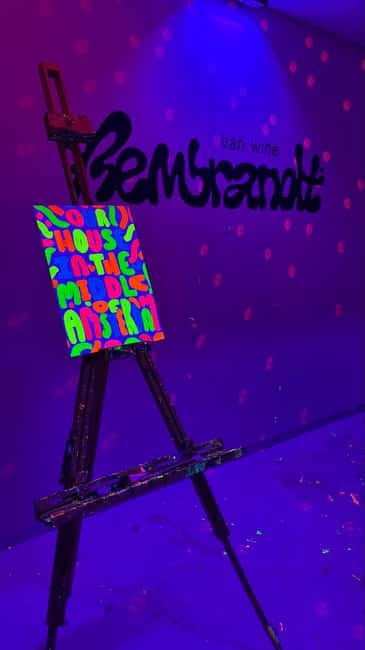 London: Paint and Sip in the Dark with Bottomless Drinks - Who should book Rembrandt van Wine
