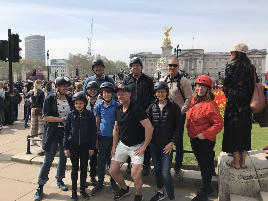 London: Parks and Palaces Guided Morning Bike Tour - The parks return loop: where the tour actually feels relaxing