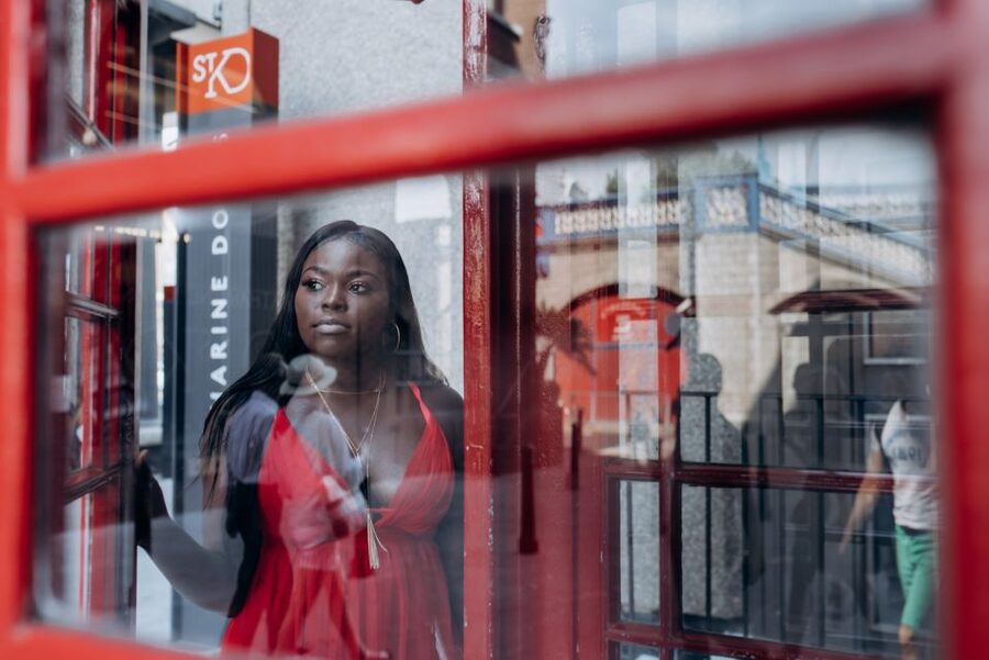 London: Personal Travel & Vacation Photographer - Why a Private London Photo Session Beats the Usual “Smile Please” Plan