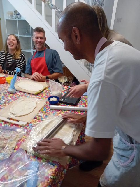 London: Pizza Making Cookery Class - What You Actually Do During the Workshop