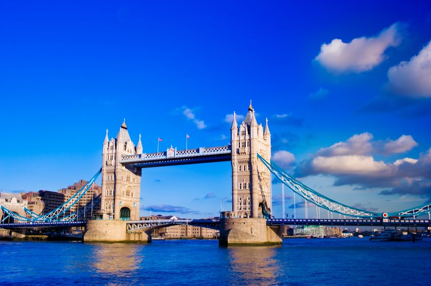 London Private 4-Hour Taxi Tour - Tower of London and Tower Bridge: the photo stops that make the day feel real