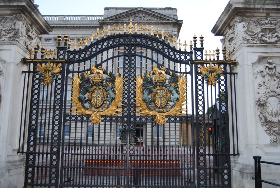 London: Private Chauffeur-Driven Sightseeing Tour - Why a private chauffeur changes your London day