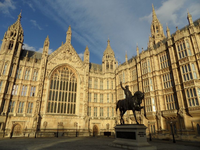 London: Private Chauffeur-Driven Sightseeing Tour - Tower of London and Tower Bridge: outside views that still matter