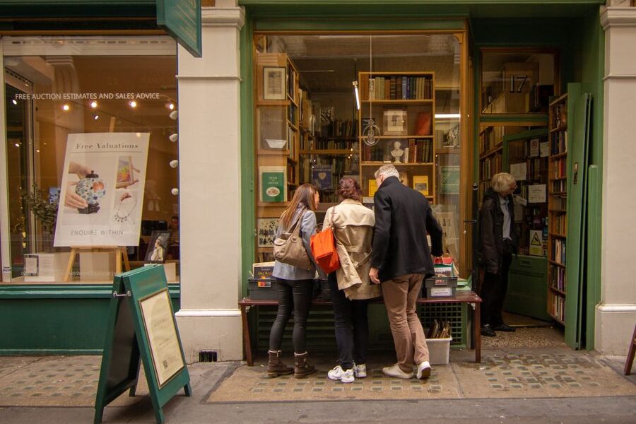 London: Private Personalized Tour with a Local Host - Who should book this private London host walk