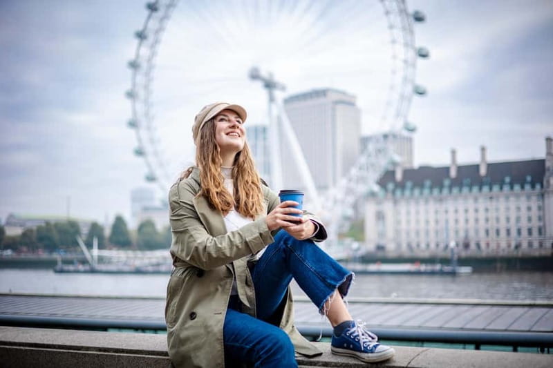 London: Private travel vacation photoshoot -Romantic Special - The London “photo route” around Big Ben, Thames, and classic icons