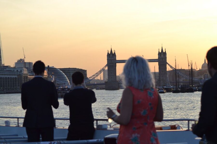 London: River Thames Evening Cruise with Bubbly and Canapés - The bubbly, canapés, and the reality of snack service