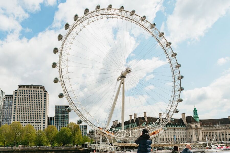 London: River Thames Hop-On Hop-Off Sightseeing Cruise - The Greenwich payoff, Cutty Sark and turning a ride into a half-day plan