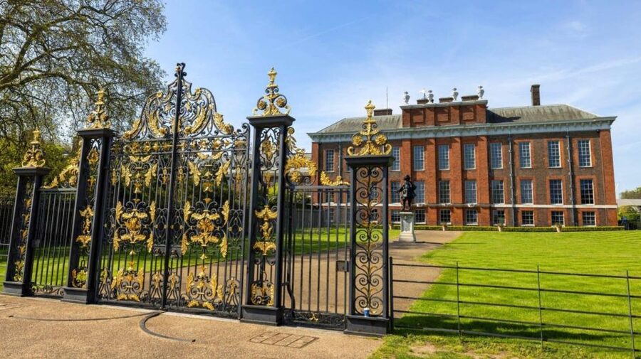 London: Royal Kensington Guided Walking Tour - Royal Kensington in 2 hours, why the route works