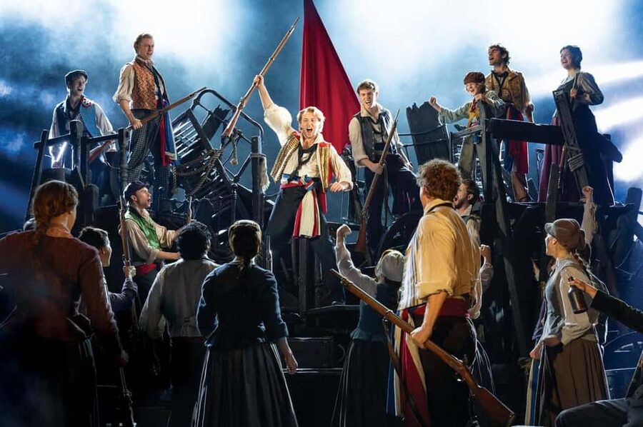 London's West End: Ticket to Les Misérables - Key things I’d circle before you go