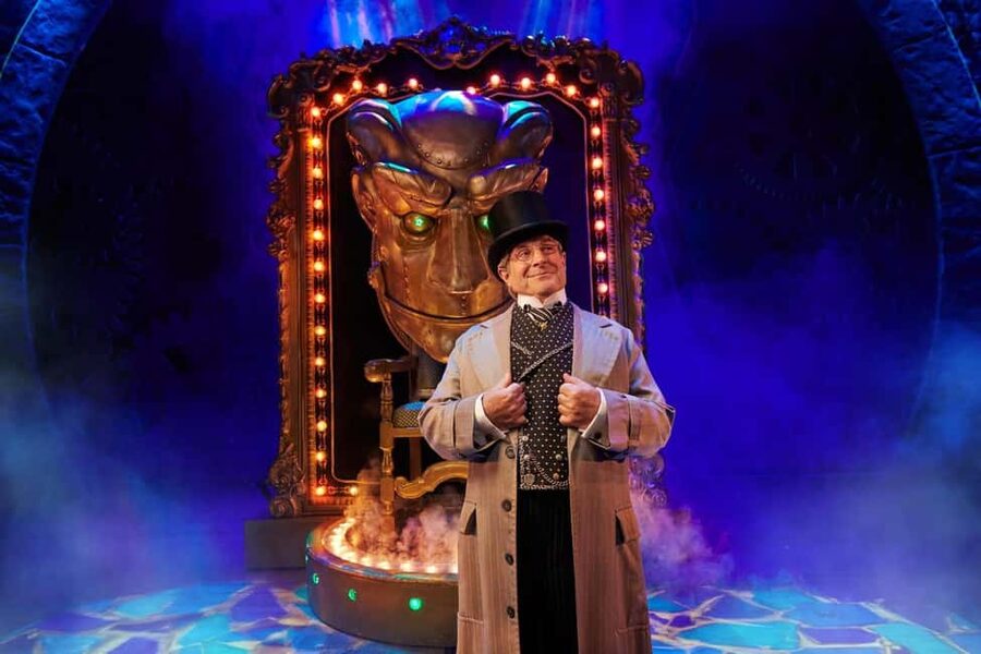 London's West End: Ticket to Wicked the Musical - Music You’ll Still Be Thinking About on the Way Out