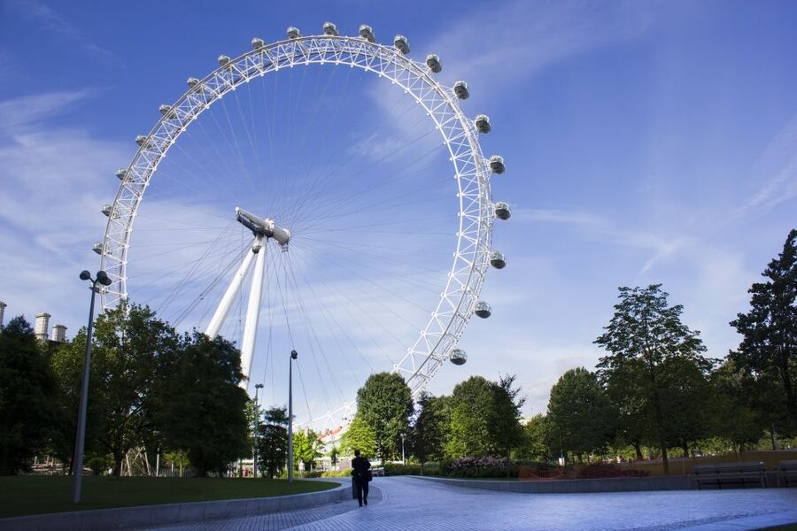 London: SEA LIFE & London Eye Combo Ticket - SEA LIFE London Aquarium: How The 14 Zones Make The Visit Feel Effortless