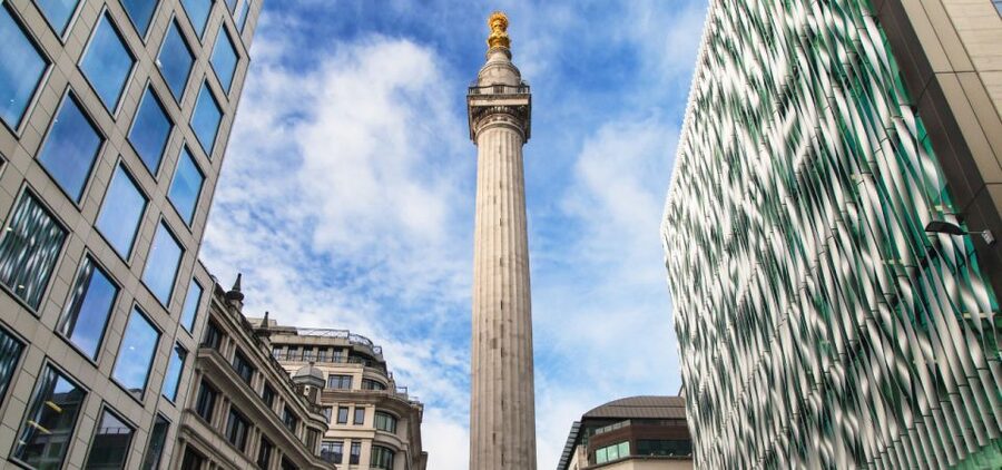 London: Self-Guided History City Tour with an App - Roman Bath Houses and St Dunstan in the East: Quiet Contrast in a Busy Area