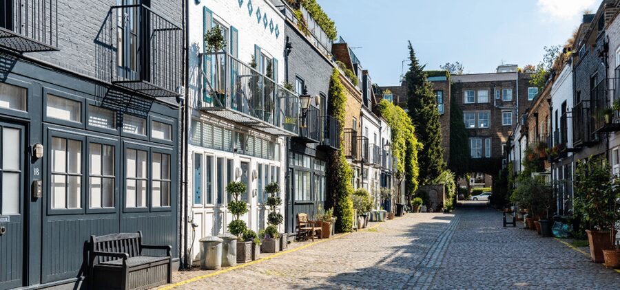 London: Self-Guided Notting Hill Walking Tour with an APP - Ormrod Court, St Luke’s Mews, and Powis Mews