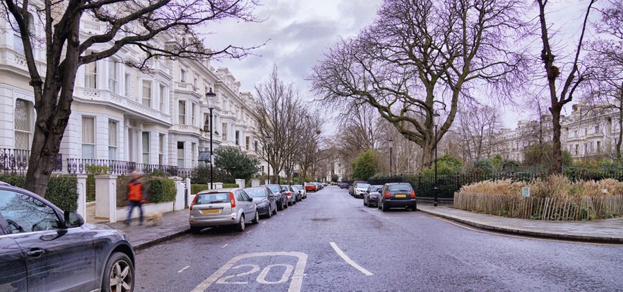 London: Self-Guided Notting Hill Walking Tour with an APP - Price and value: what $14 buys you in Notting Hill