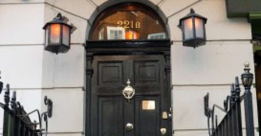 London: Sherlock Holmes Tour by Black Cab - Seeing Sir Arthur Conan Doyle’s real London footprint