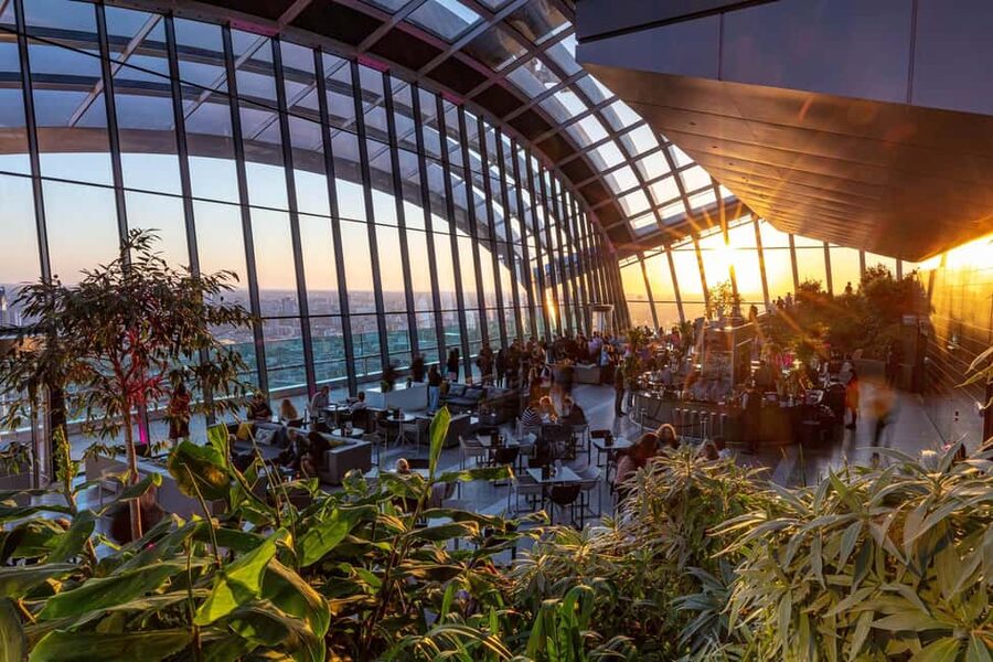 London: Sky Garden Early Access with Pastry and Hot Drink - How to get the best photos in Sky Garden’s indoor viewpoints