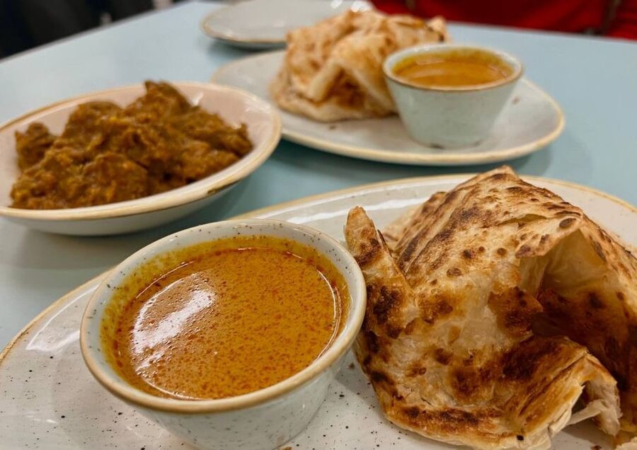 London: Soho & Chinatown Food Tour with 7 Authentic Tastings - Meeting at Golden Square: Starting Without Fuss
