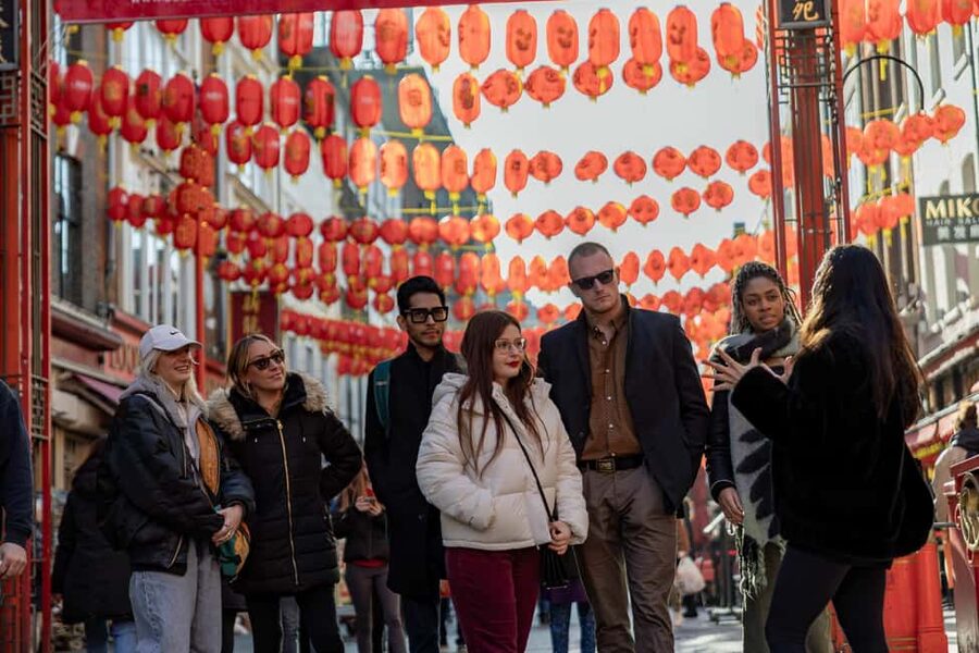 London: Soho & Chinatown Food Walking Tour - Timing, group pace, and what to wear