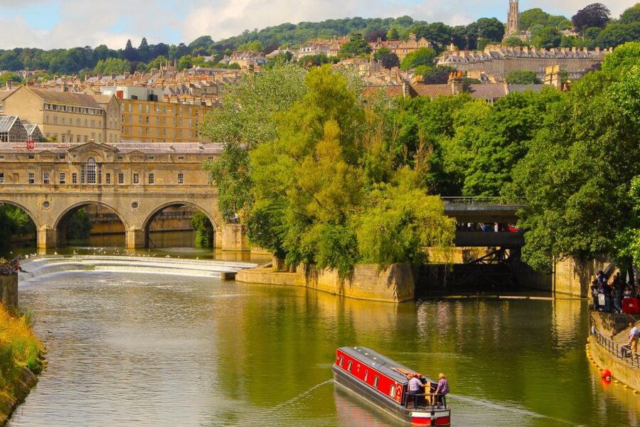 London: Stonehenge, Bath, Lacock, & Avebury Small Group Tour - Who should book this London to West Country day trip