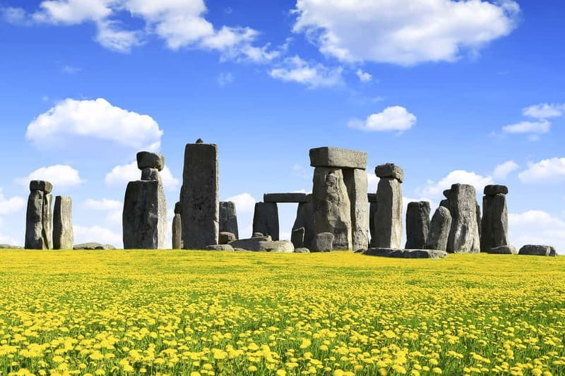 London: Stonehenge, Bath, Windsor, and Roman Baths Day Tour - From Earls Court to Salisbury Plain, how the day really moves