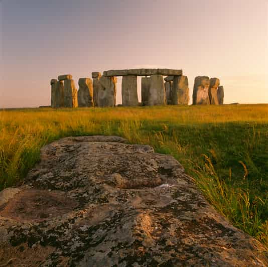 London: Stonehenge, Glastonbury & Avebury Small Group Tour - Stonehenge: the 5,000-year-old site, minus the guesswork