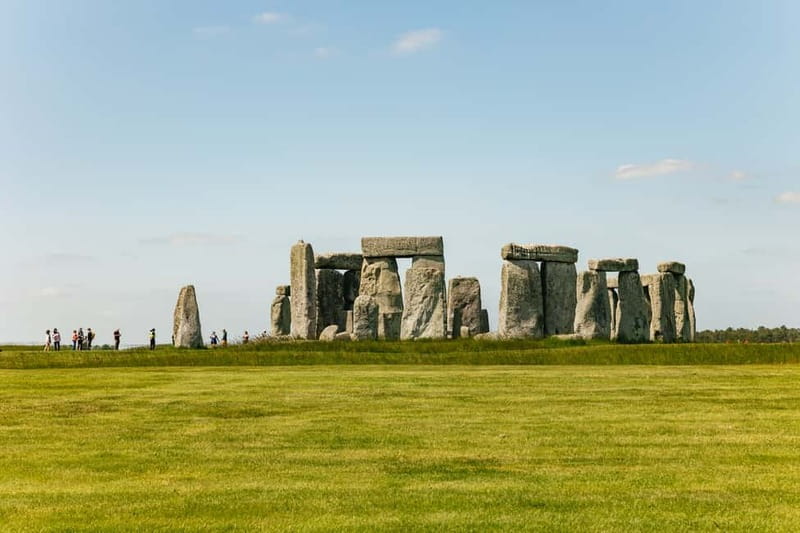 London: Stonehenge Morning or Afternoon Tour Optional Lunch - Using the downloadable audio guide like a pro