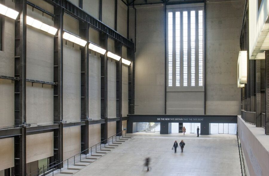 London: Tate Modern Official Guided Tour - Architecture and history stops: seeing the building as part of the art