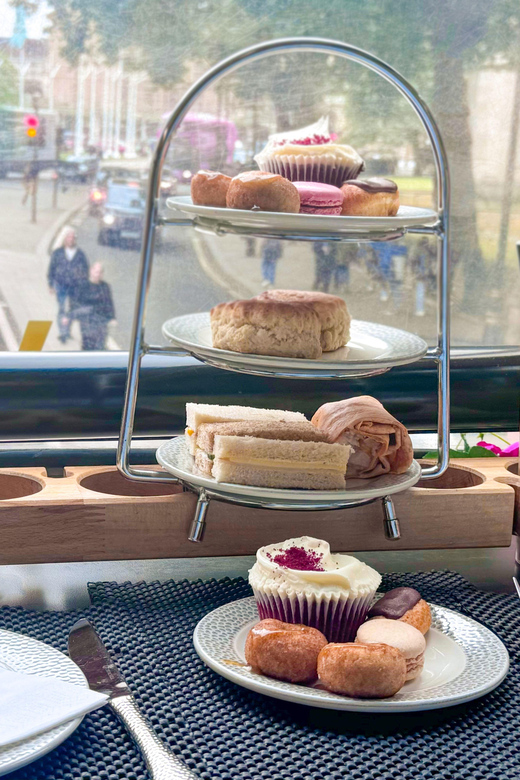 London: Taylor Swift-Inspired Afternoon Tea Bus Tour - Key things to know before you board