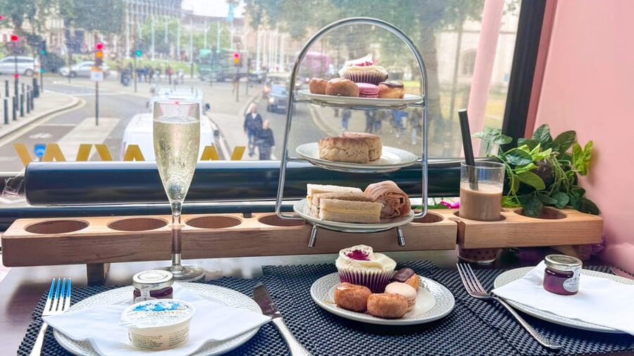 London: Taylor Swift-Inspired Afternoon Tea Bus Tour - How the 90 Minutes Feel, From Boarding to Sipping