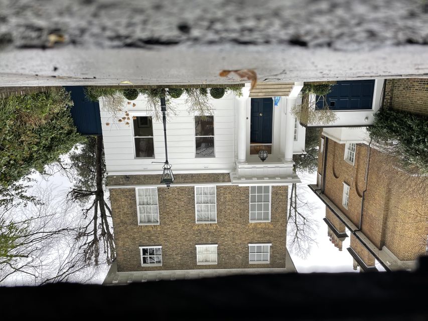 London: The Beatles Walking Tour of Marylebone and Abbey Rd - What to bring, what to expect on your feet, and who this tour fits best