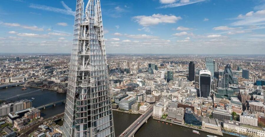 London: The View from The Shard - The 72nd-floor view: open-air drama and 360-degree orientation