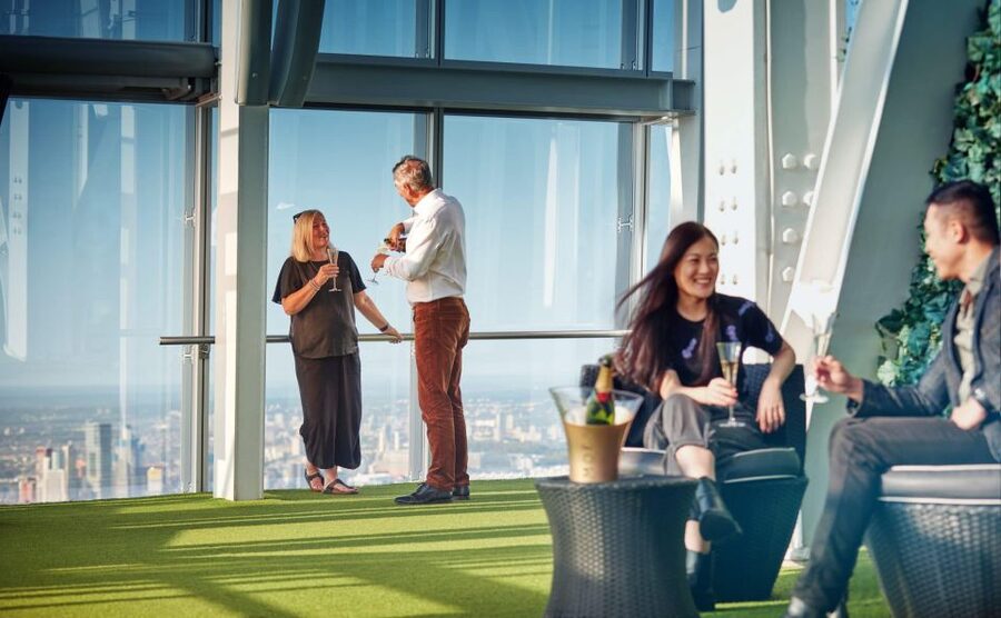 London: The View from The Shard - Timing tips: clear visibility, sunset light, and what to wear